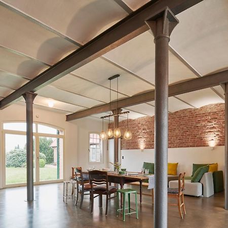 Re~Barn - Modern Country Stay Essel ภายนอก รูปภาพ