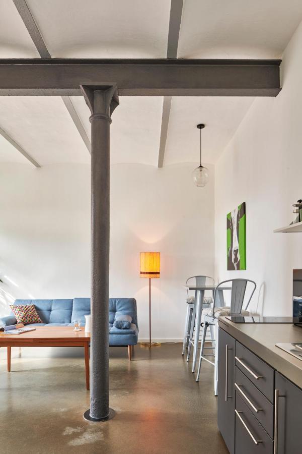 Re~Barn - Modern Country Stay Essel ภายนอก รูปภาพ