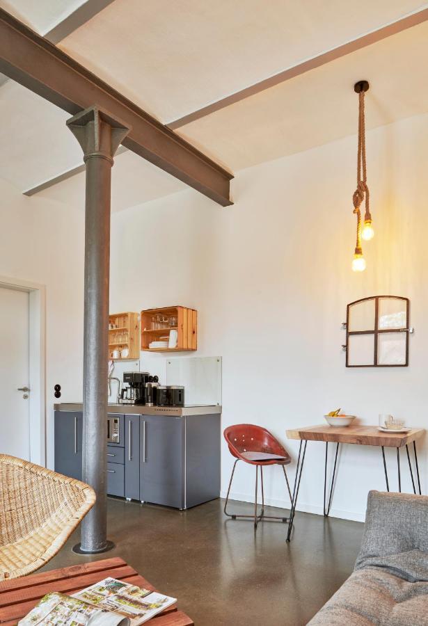 Re~Barn - Modern Country Stay Essel ภายนอก รูปภาพ