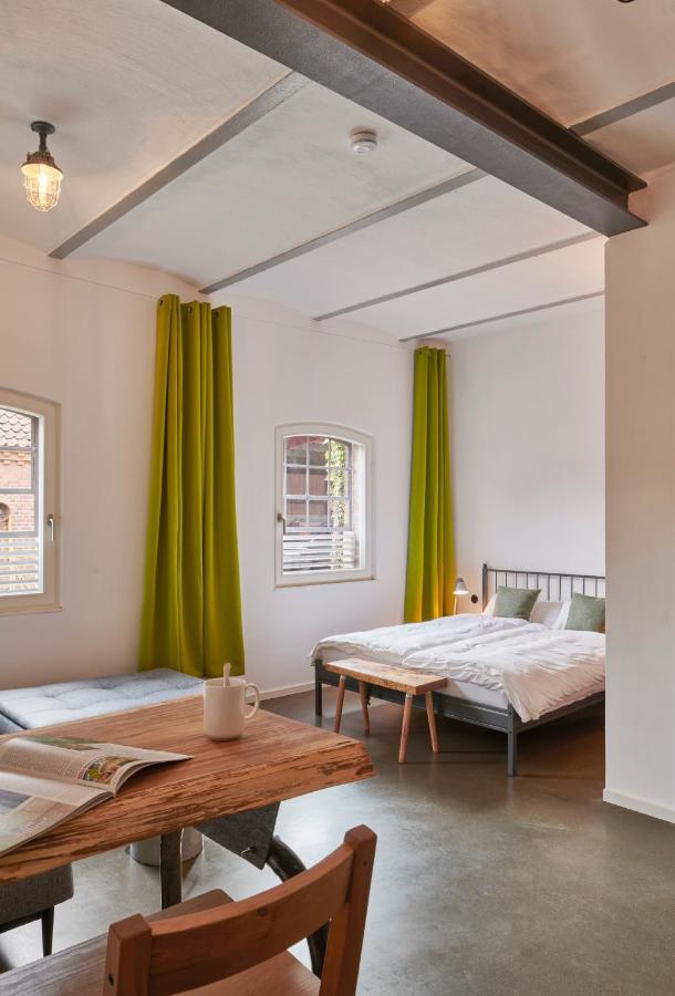 Re~Barn - Modern Country Stay Essel ภายนอก รูปภาพ
