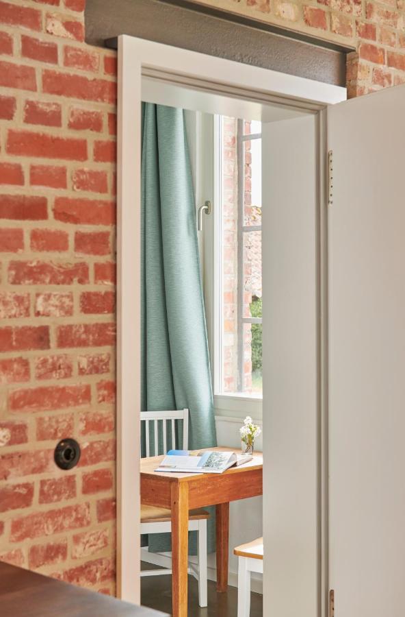 Re~Barn - Modern Country Stay Essel ภายนอก รูปภาพ