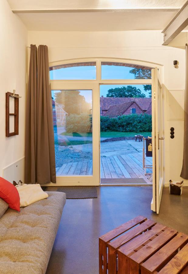 Re~Barn - Modern Country Stay Essel ภายนอก รูปภาพ