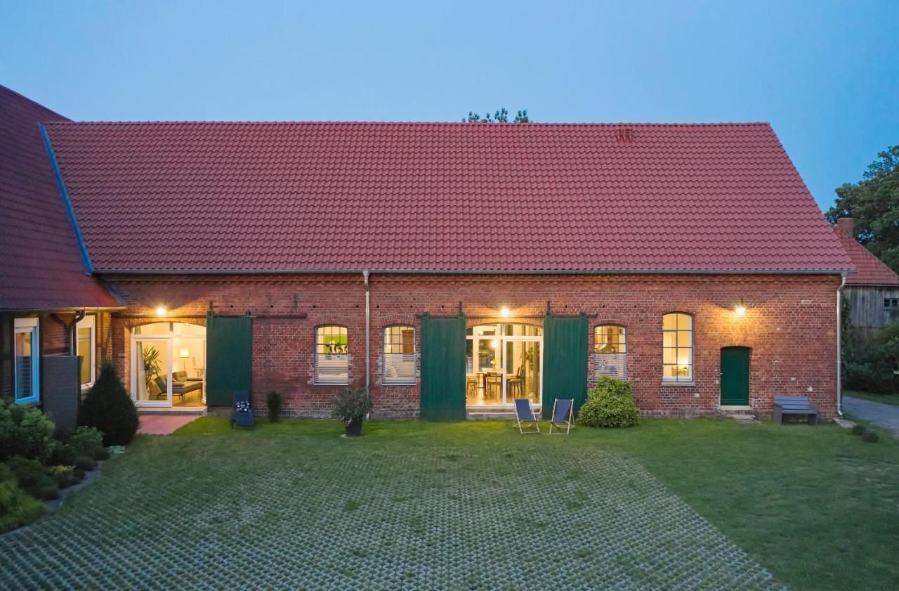 Re~Barn - Modern Country Stay Essel ภายนอก รูปภาพ